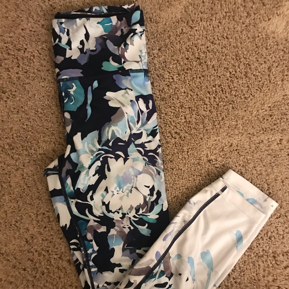 Athleta floral leggings size small